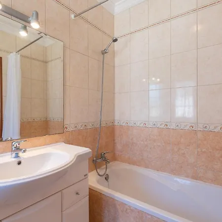 Abf55v2 Moradia De Qualidade Com Ac E Piscina アルブフェイラ
