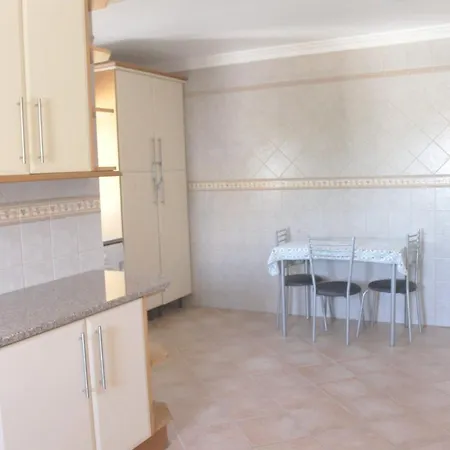 Abf55v2 Moradia De Qualidade Com Ac E Piscina ヴィラ